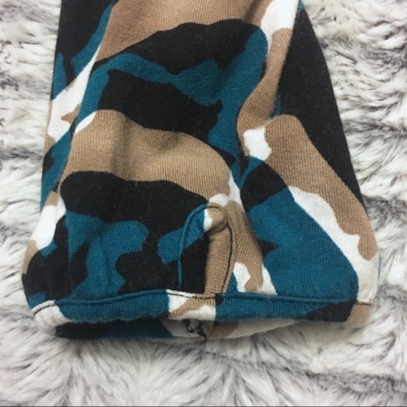 BCBG MAXAZRIA PATTERN MINI 3/4 SLEEVE DRESS - Picture 5 of 8